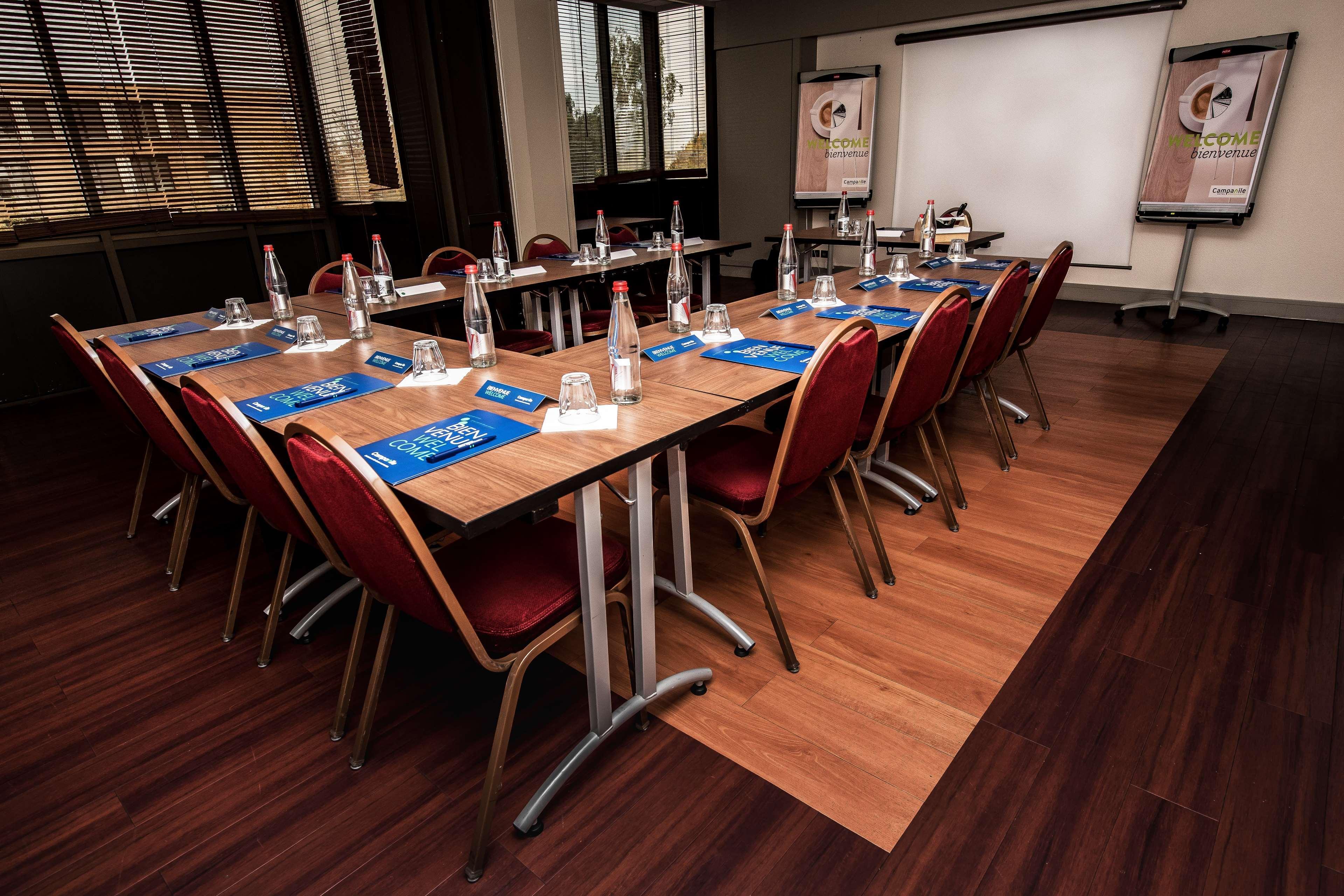Campanile Marne-la-vallée - Torcy 3*